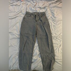 H&M grey high waisted jeans